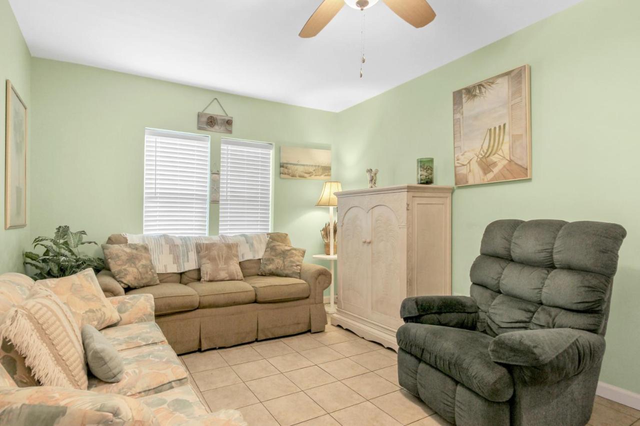 Holiday home Getaway At 15th & Perrin *