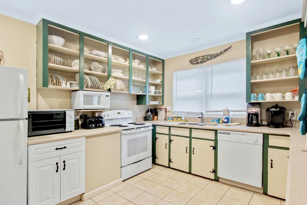 Getaway At 15th & Perrin Holiday home Myrtle Beach