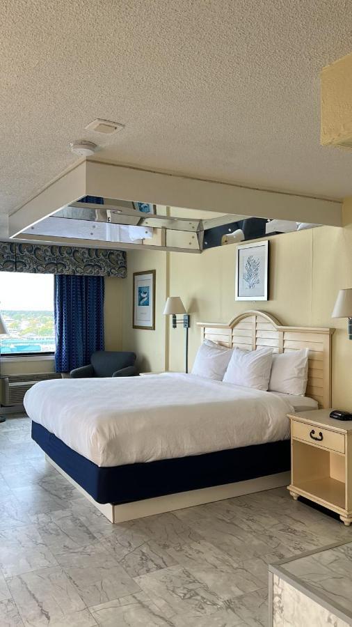 Apartment Oceanfront Romantic Oceanview Getaway With Heart Shaped Love Tub Jacuzzi In Myrtle Beach