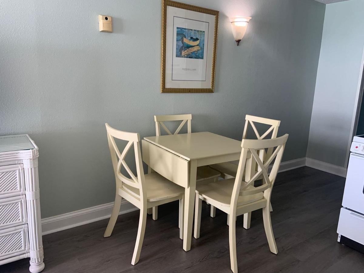 Oceanfront Studio W Balcony For Weekend Getaway