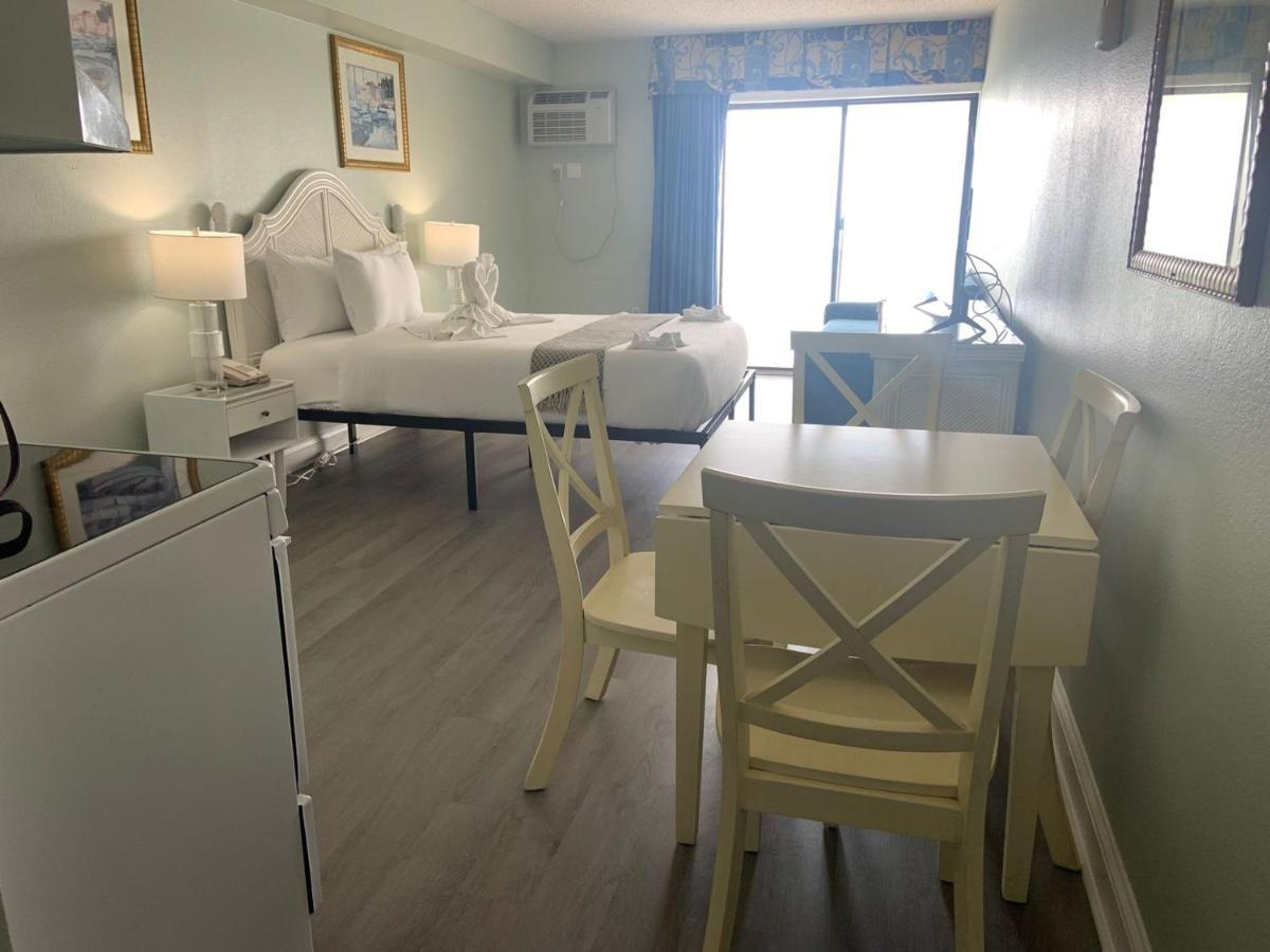 Apartment Oceanfront Studio W Balcony For Weekend Getaway *