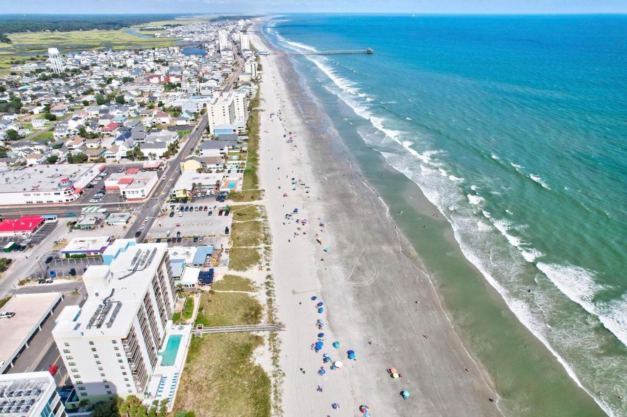Holiday home Spt603 Springs Towers Oceanfront 3br With Pool *