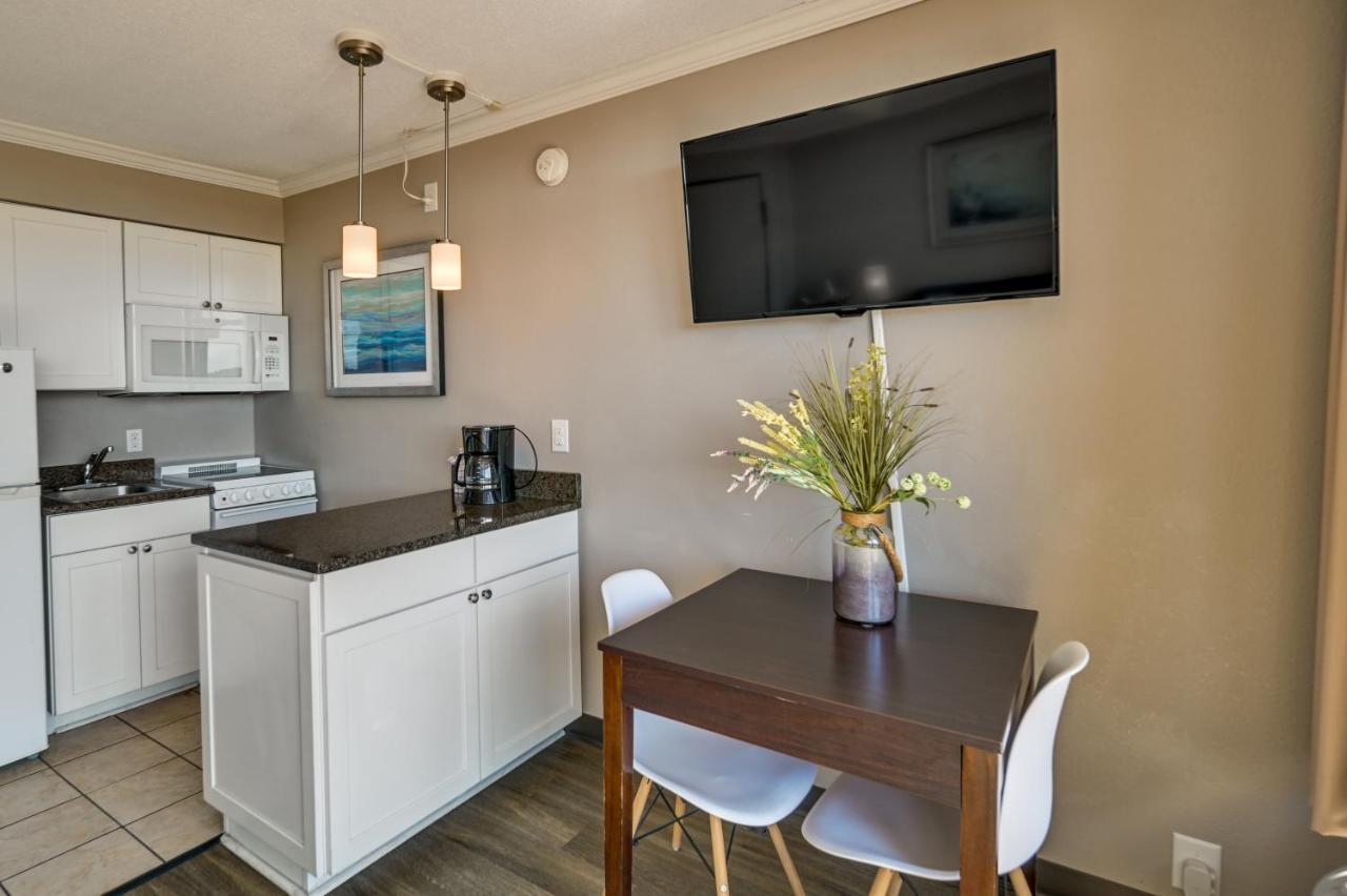 Myrtle With Pool And Access! Apartment *