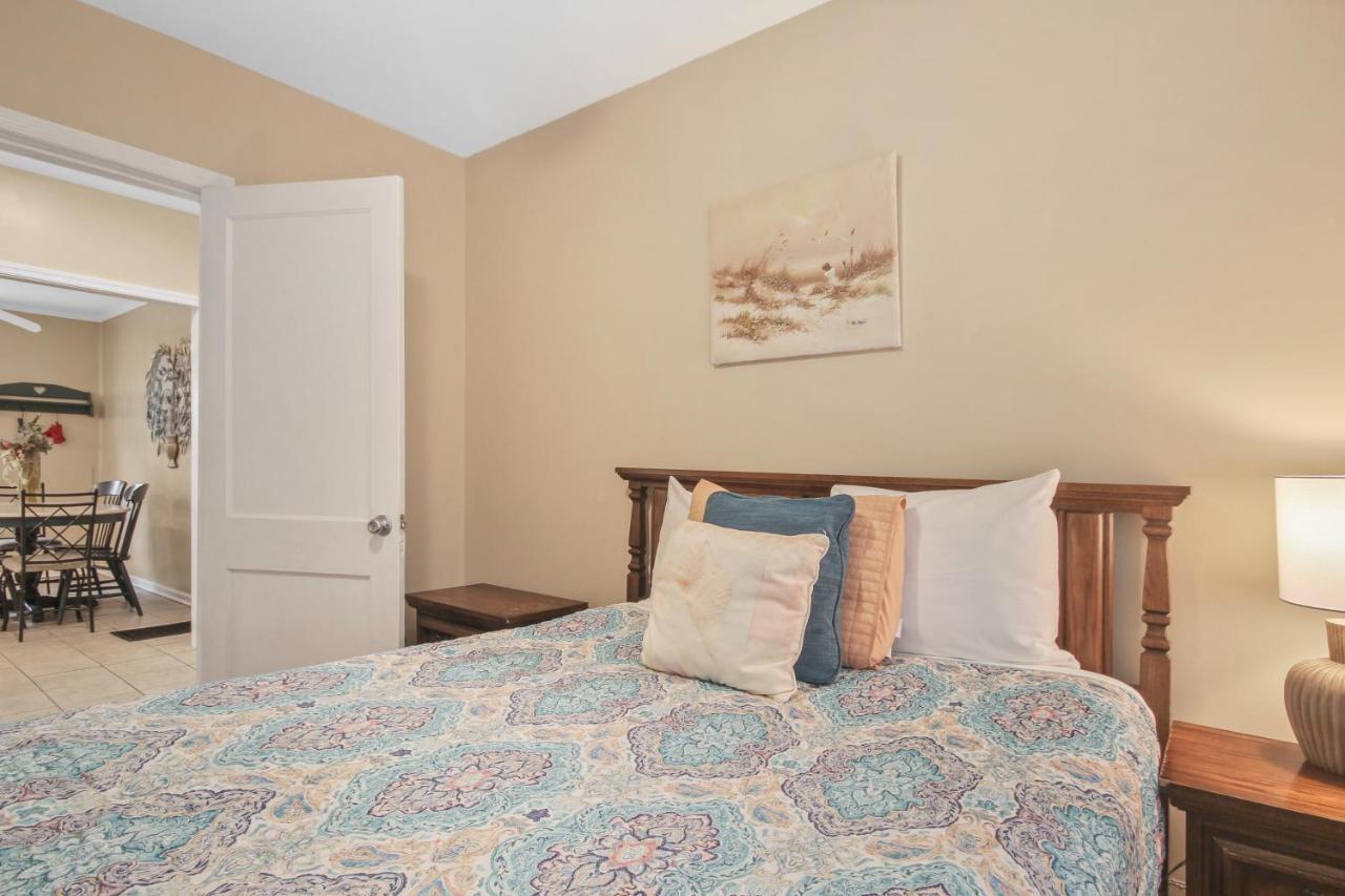 Holiday home Getaway At 15th & Perrin Myrtle Beach