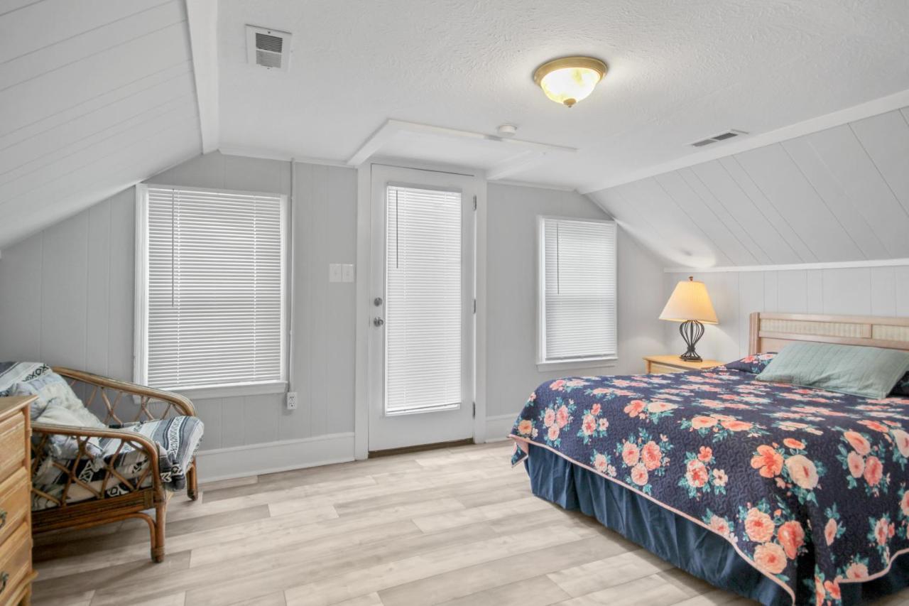 Holiday home Getaway At 15th & Perrin *