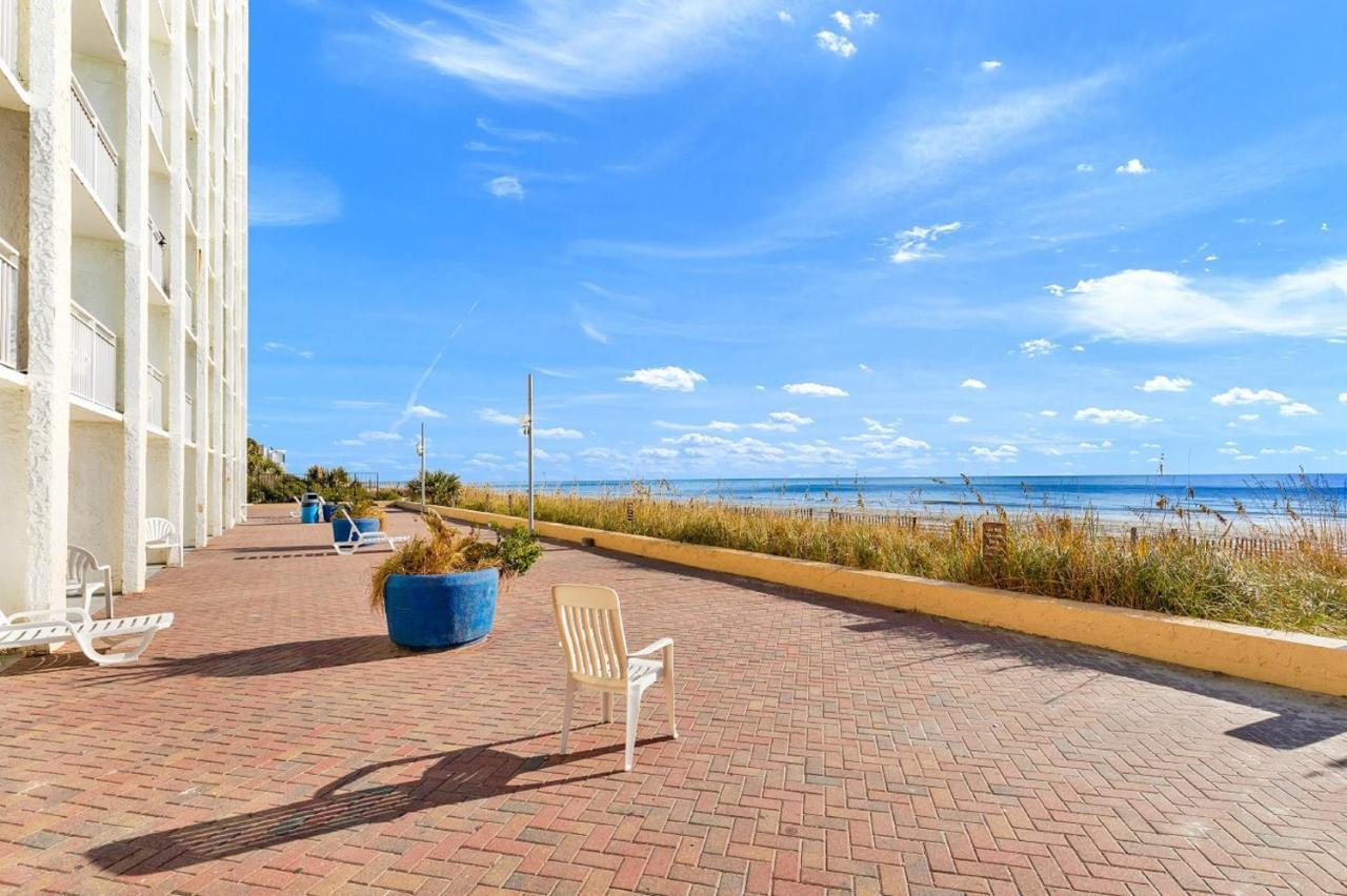 Oceanfront Studio W Balcony For Weekend Getaway * Myrtle Beach