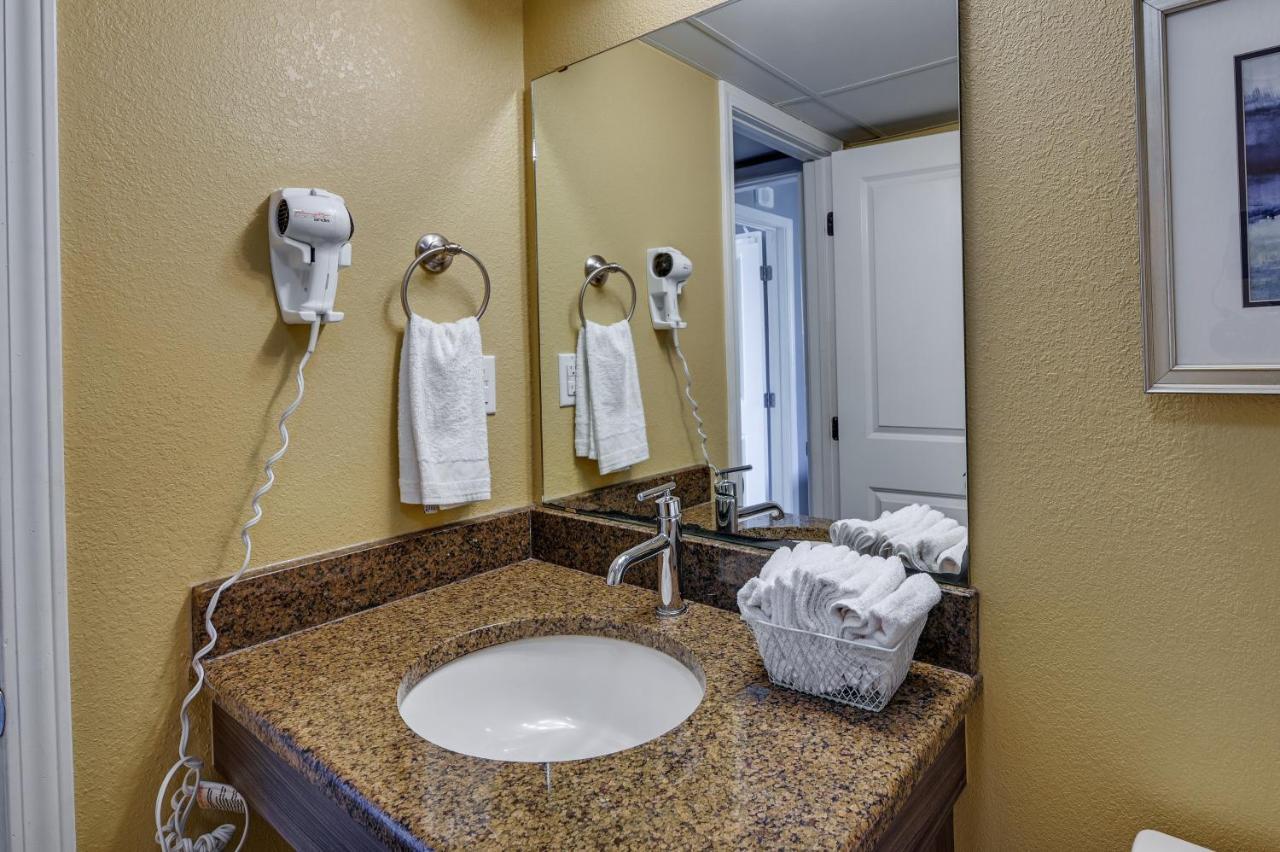 Myrtle With Pool And Access! Apartment