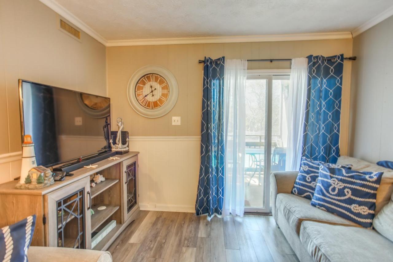 Apartment Myrtle With Pool - Walk To Beach! *