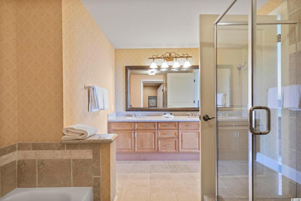 The Marina At Grande 4-1202-2 Bedroom And 2 Bath Holiday home *