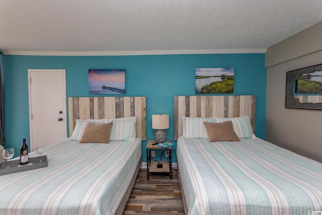 Completely Renovated Double Queen Direct Oceanfront - Ocean Reef 1503 Sleeps 4!