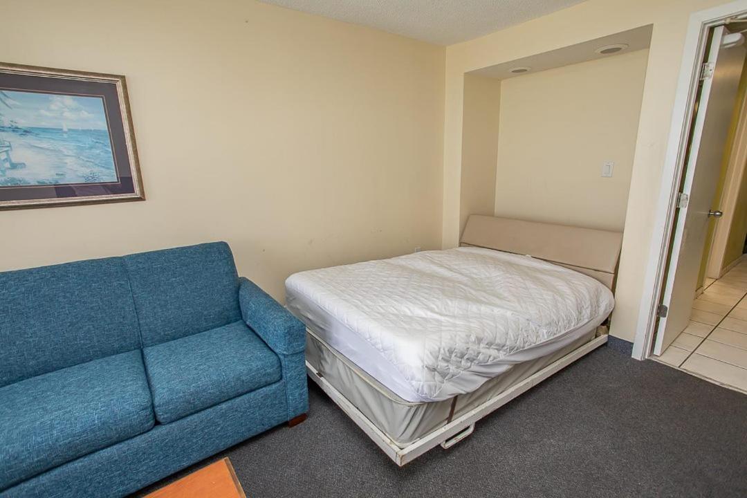 Direct Ocean Front 1 Bedroom 2 Bathrooms Boardwalk Unit 539 Sleeps 8 *