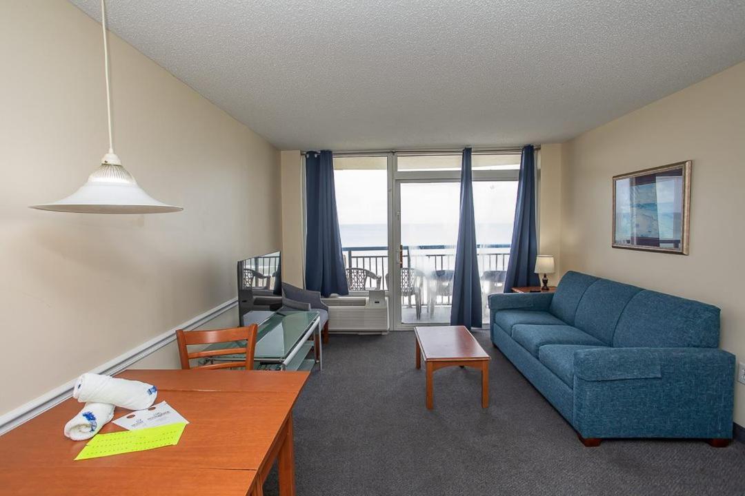 Direct Ocean Front 1 Bedroom 2 Bathrooms Boardwalk Unit 539 Sleeps 8 Holiday home *