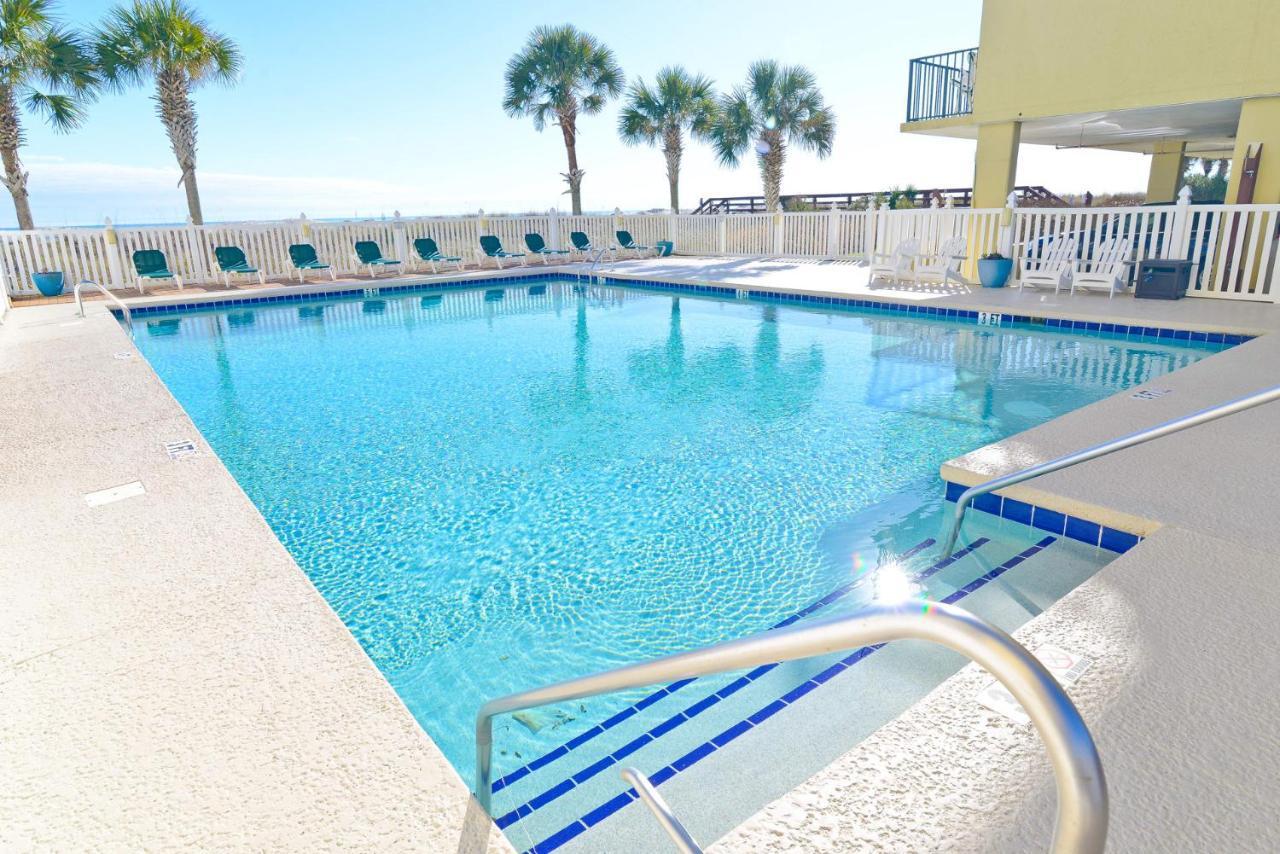 Huge Oceanfront End Unit Location With Pool Myrtle Beach