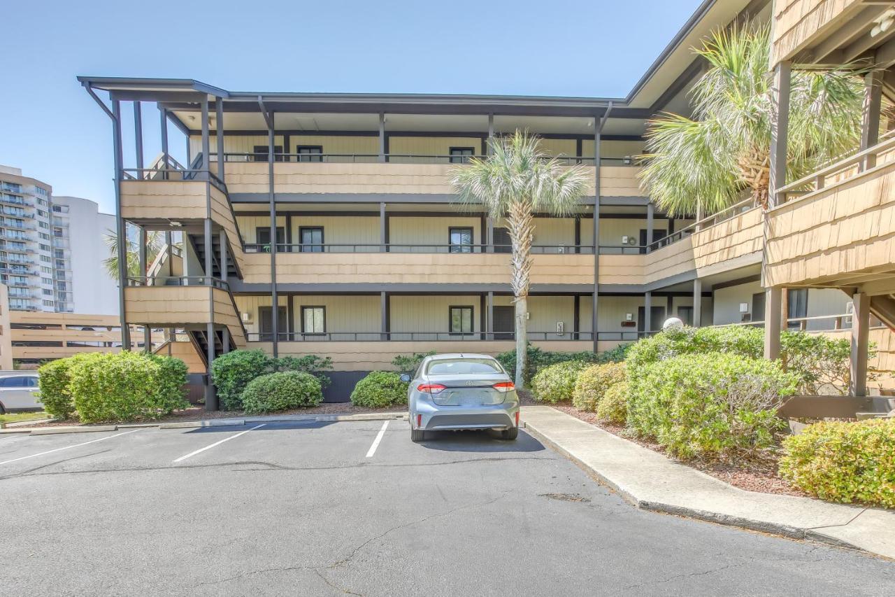 Myrtle With Pool - Walk To Beach! Apartment