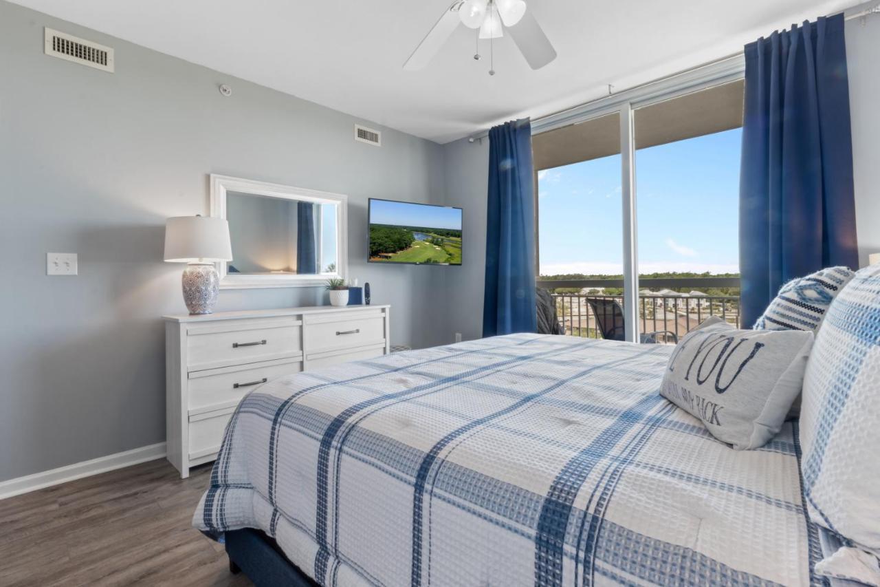 Apartment North Tower #801