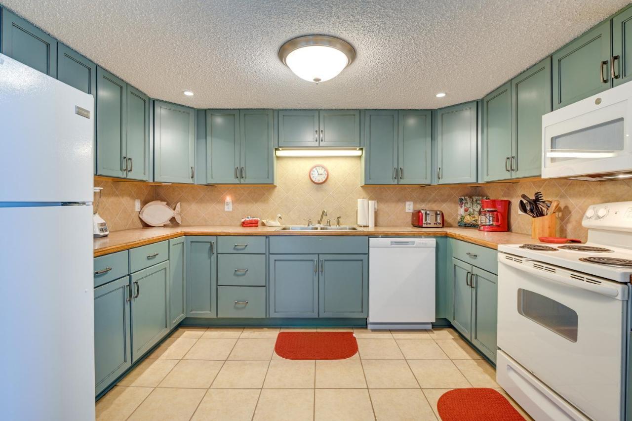Getaway With Pool Access And Patio With Ocean View *