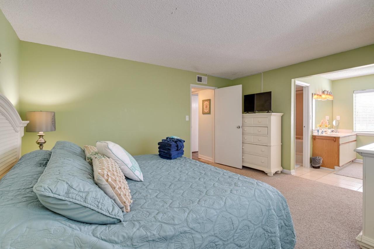 Getaway With Pool Access And Patio With Ocean View Apartment Myrtle Beach