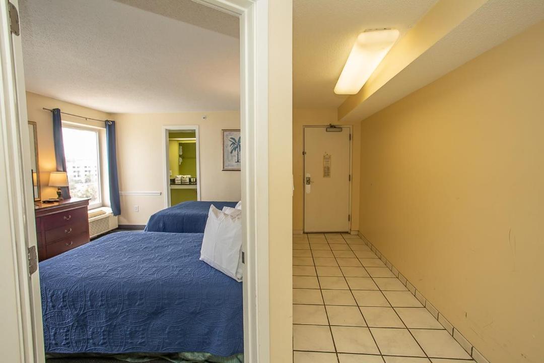 Holiday home Direct Ocean Front 1 Bedroom 2 Bathrooms Boardwalk Unit 539 Sleeps 8 Myrtle Beach