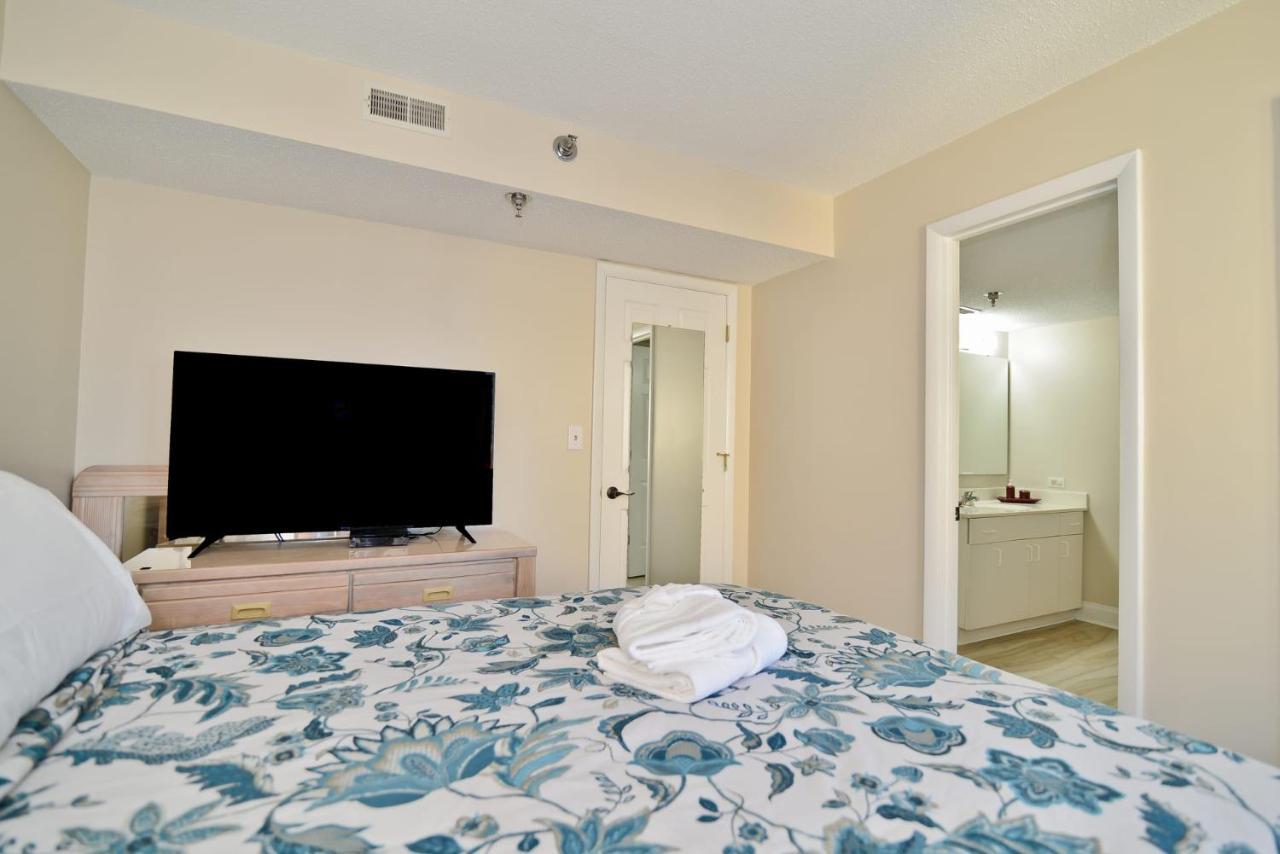 Huge Oceanfront End Unit Location With Pool * Myrtle Beach