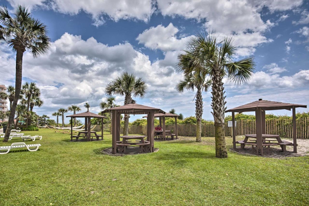 With Ocean View And Myrtle Access Apartment