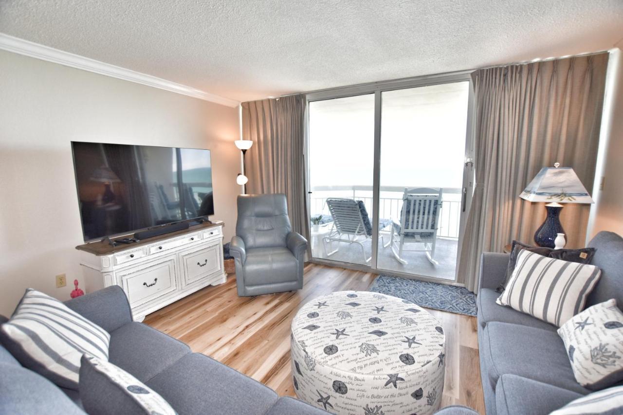 1405 Waters Edge Apartment