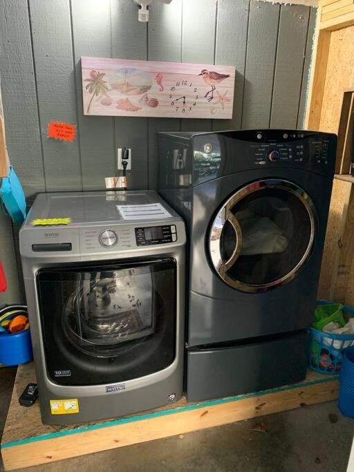 Holiday home Breeze 3, Pet Friendly, Walking Distance To Atlantic Ocean Free Parking