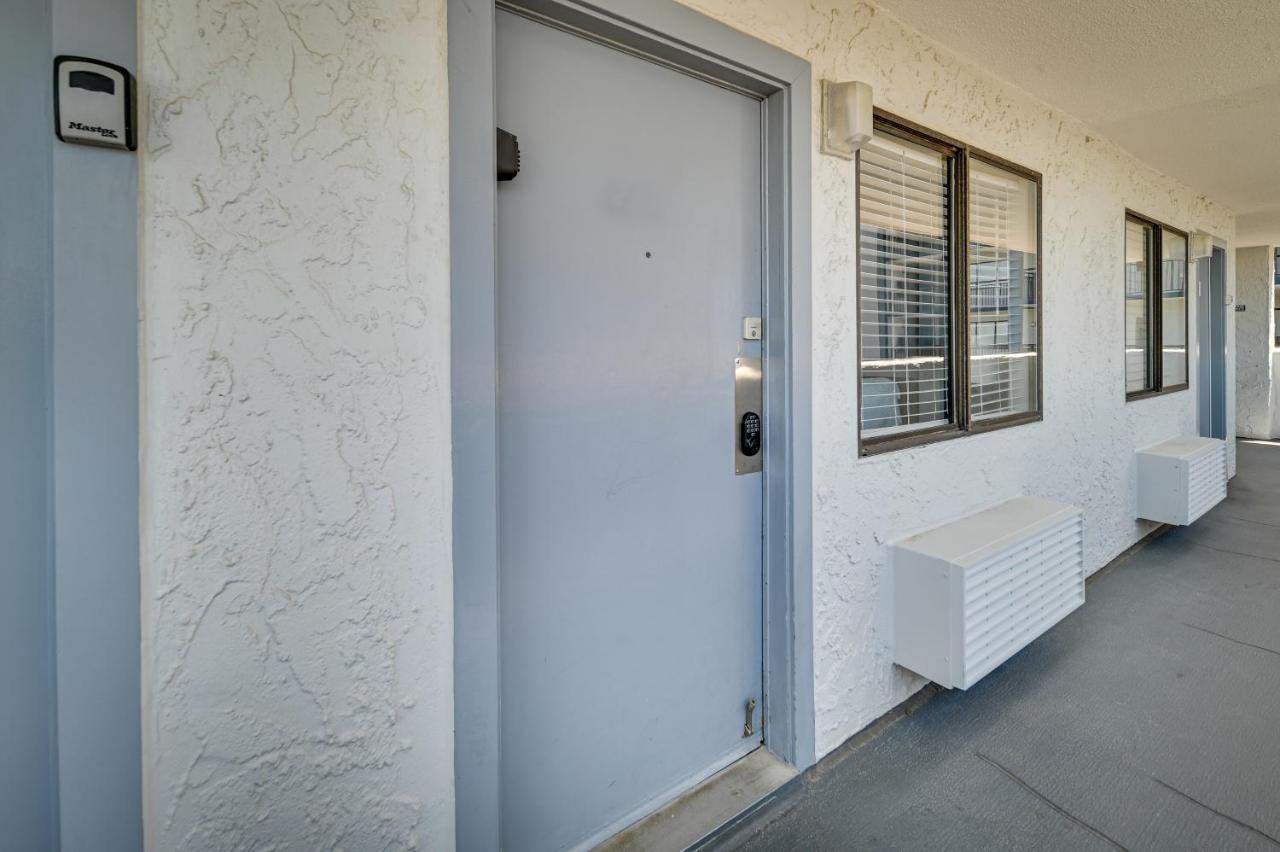 Vacation With Amenities! Apartment