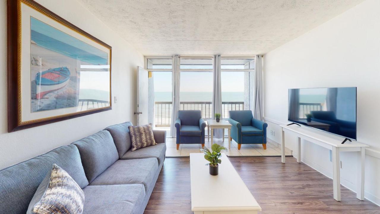 Willow Bay 803 Oceanfront Suite, Renovated Spring 2023 Desirable Golden Mile Location *