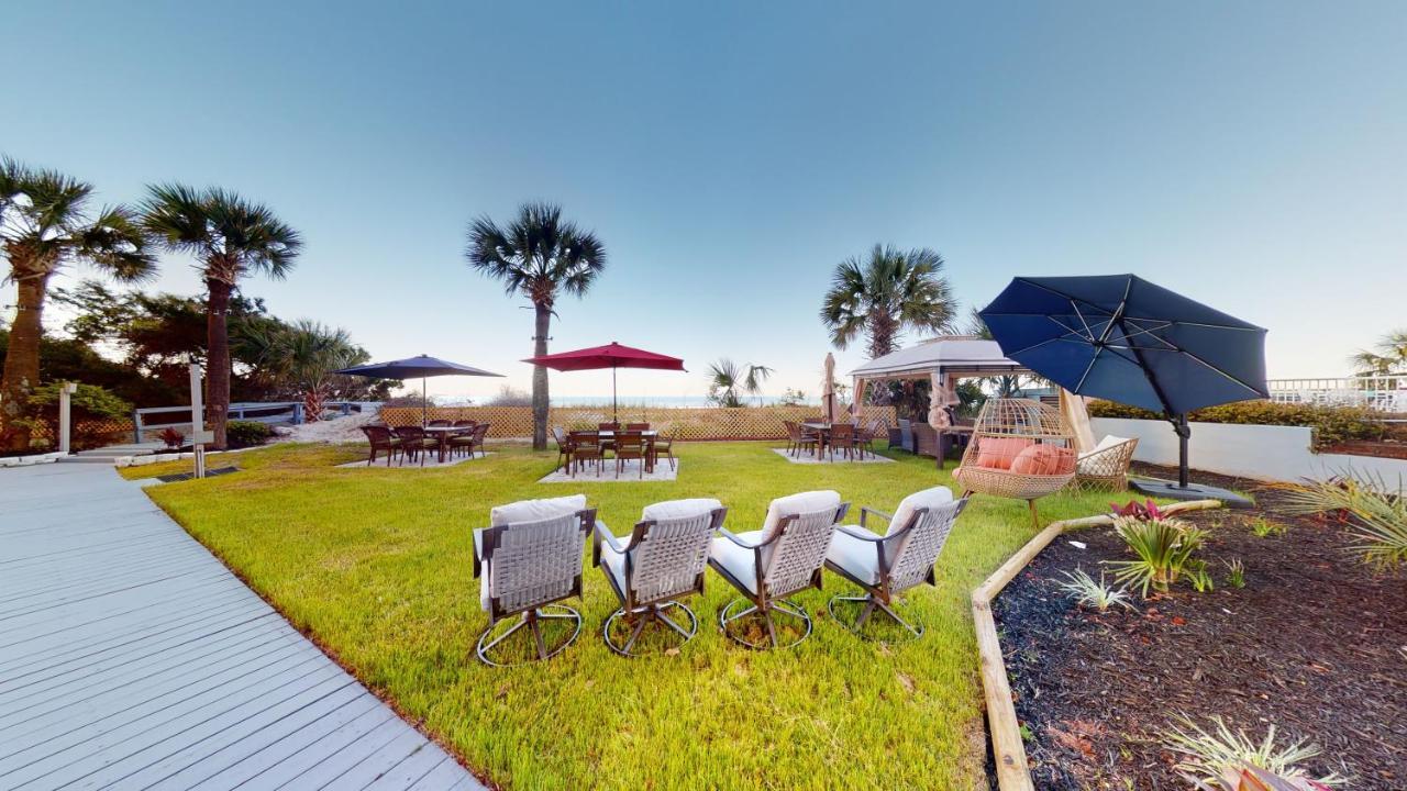 Willow Bay 803 Oceanfront Suite, Renovated Spring 2023 Desirable Golden Mile Location *