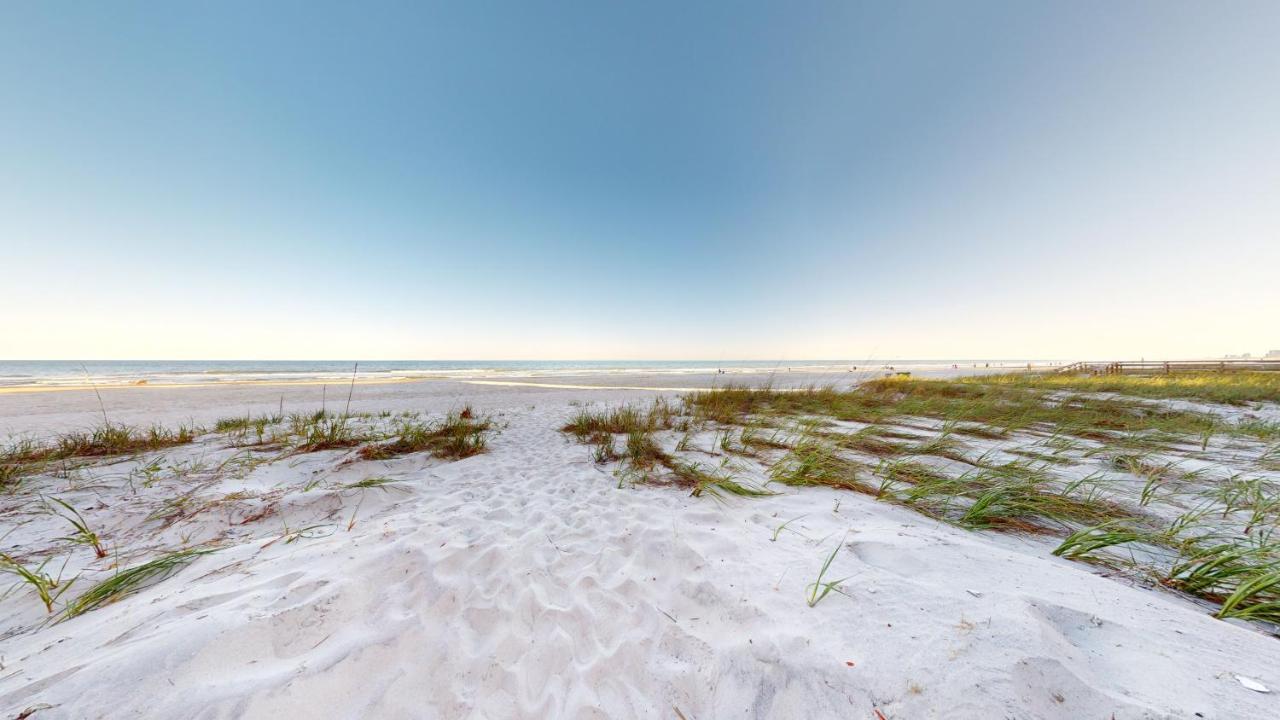Willow Bay 803 Oceanfront Suite, Renovated Spring 2023 Desirable Golden Mile Location Myrtle Beach