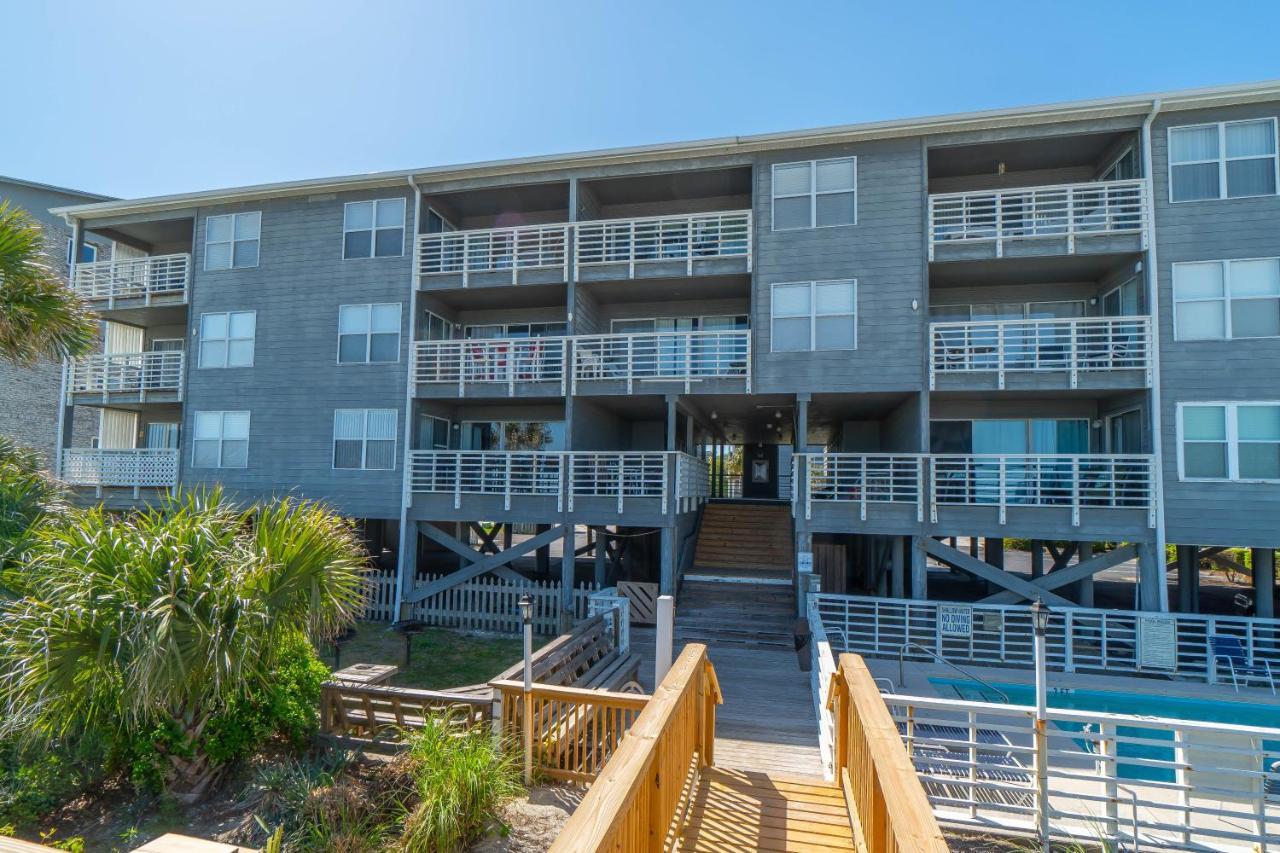Surf Harbor, Unit 104 Holiday home Myrtle Beach
