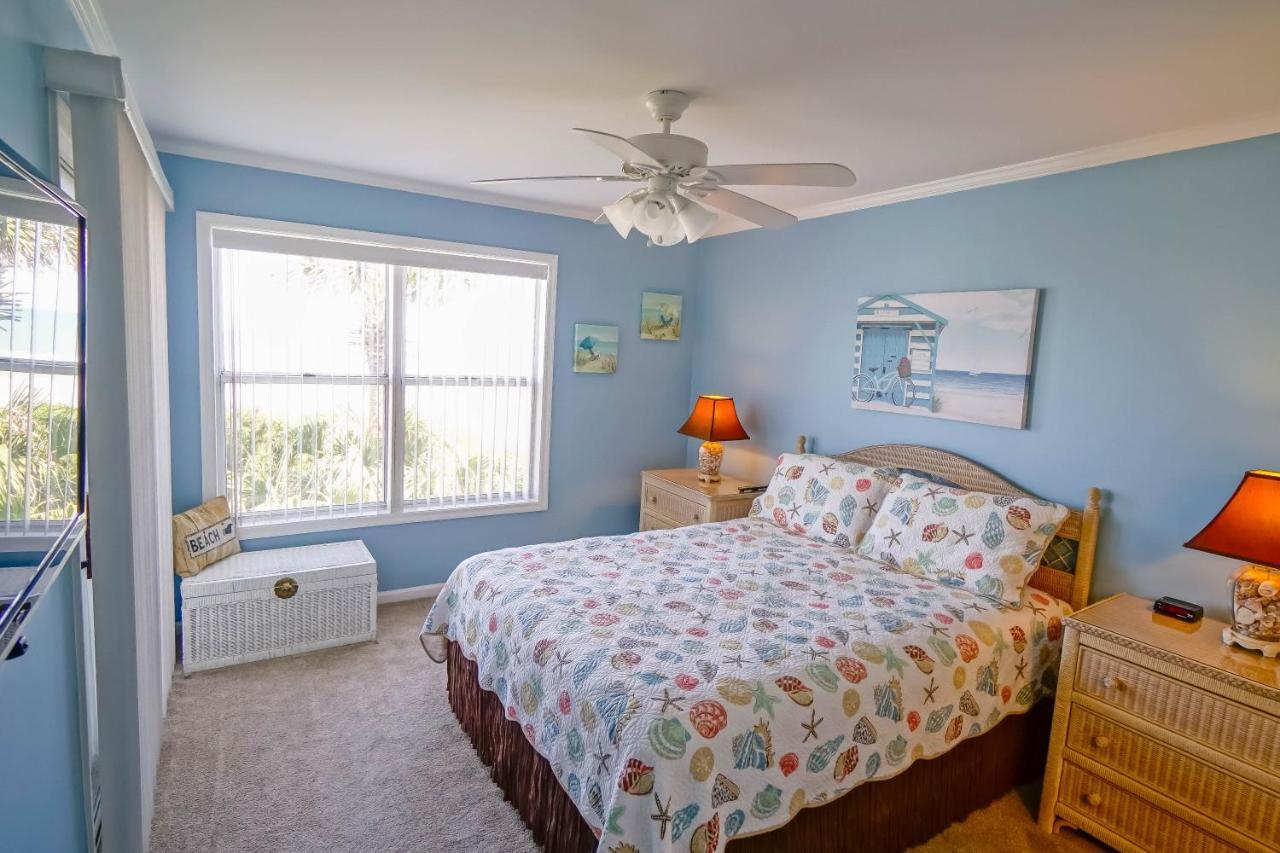 Surf Harbor, Unit 104 *