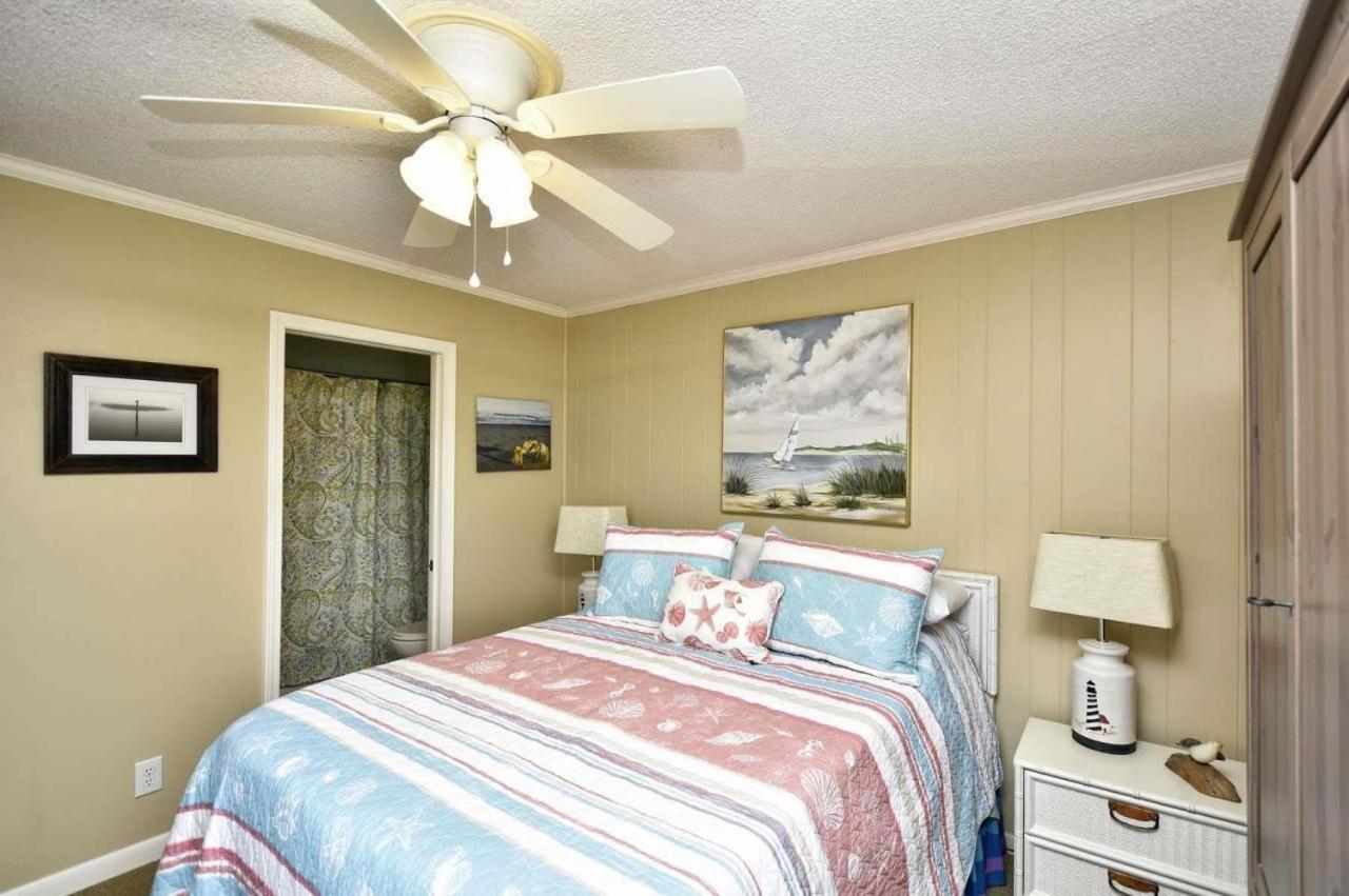 Stunning Oceanfront 2 Bedroom On The Golden Mile- Ocean Forest Villas B-210-sleeps 6! * Myrtle Beach