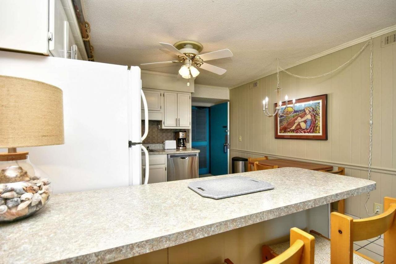 Holiday home Stunning Oceanfront 2 Bedroom On The Golden Mile- Ocean Forest Villas B-210-sleeps 6! Myrtle Beach