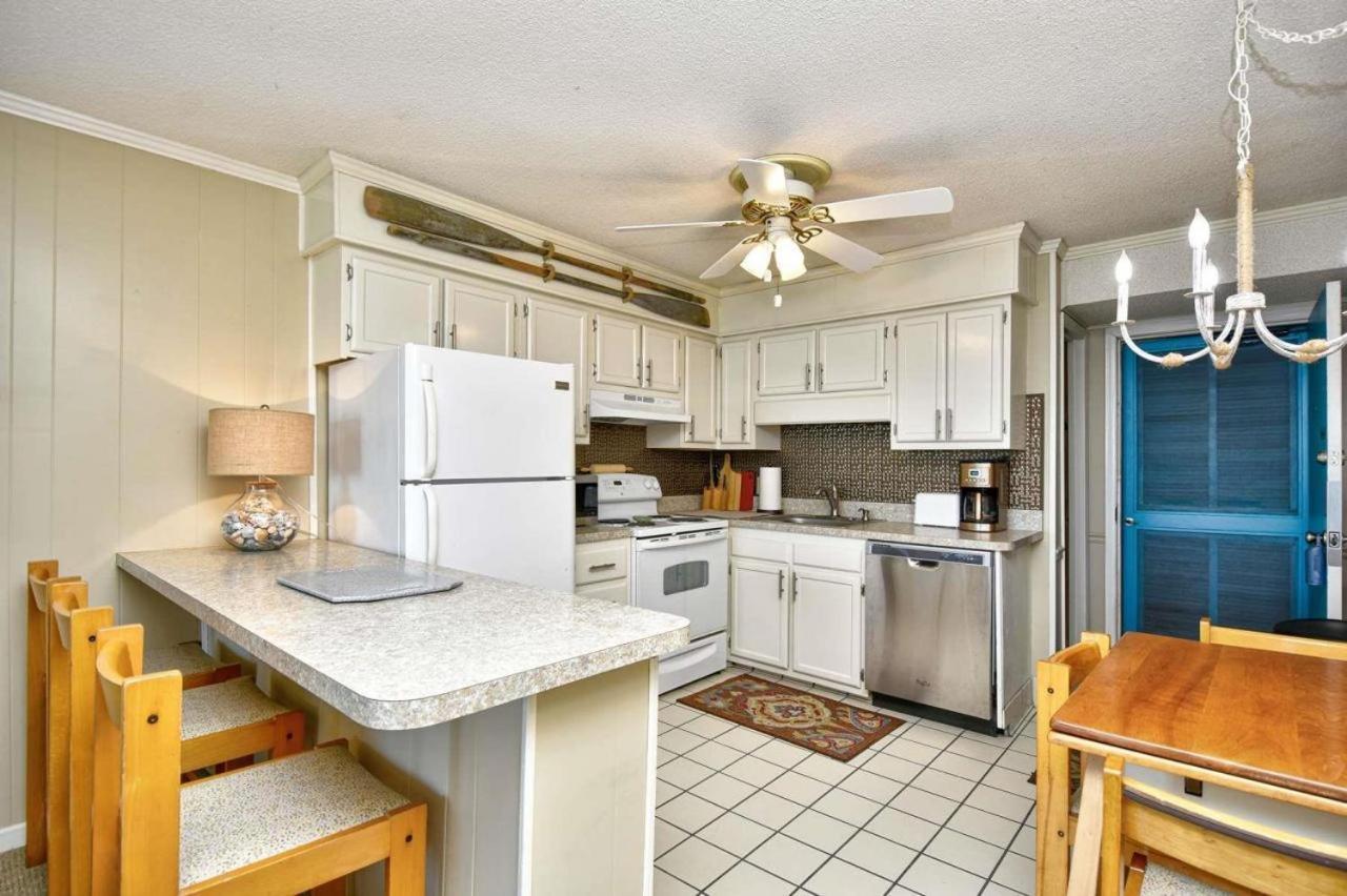 Stunning Oceanfront 2 Bedroom On The Golden Mile- Ocean Forest Villas B-210-sleeps 6!