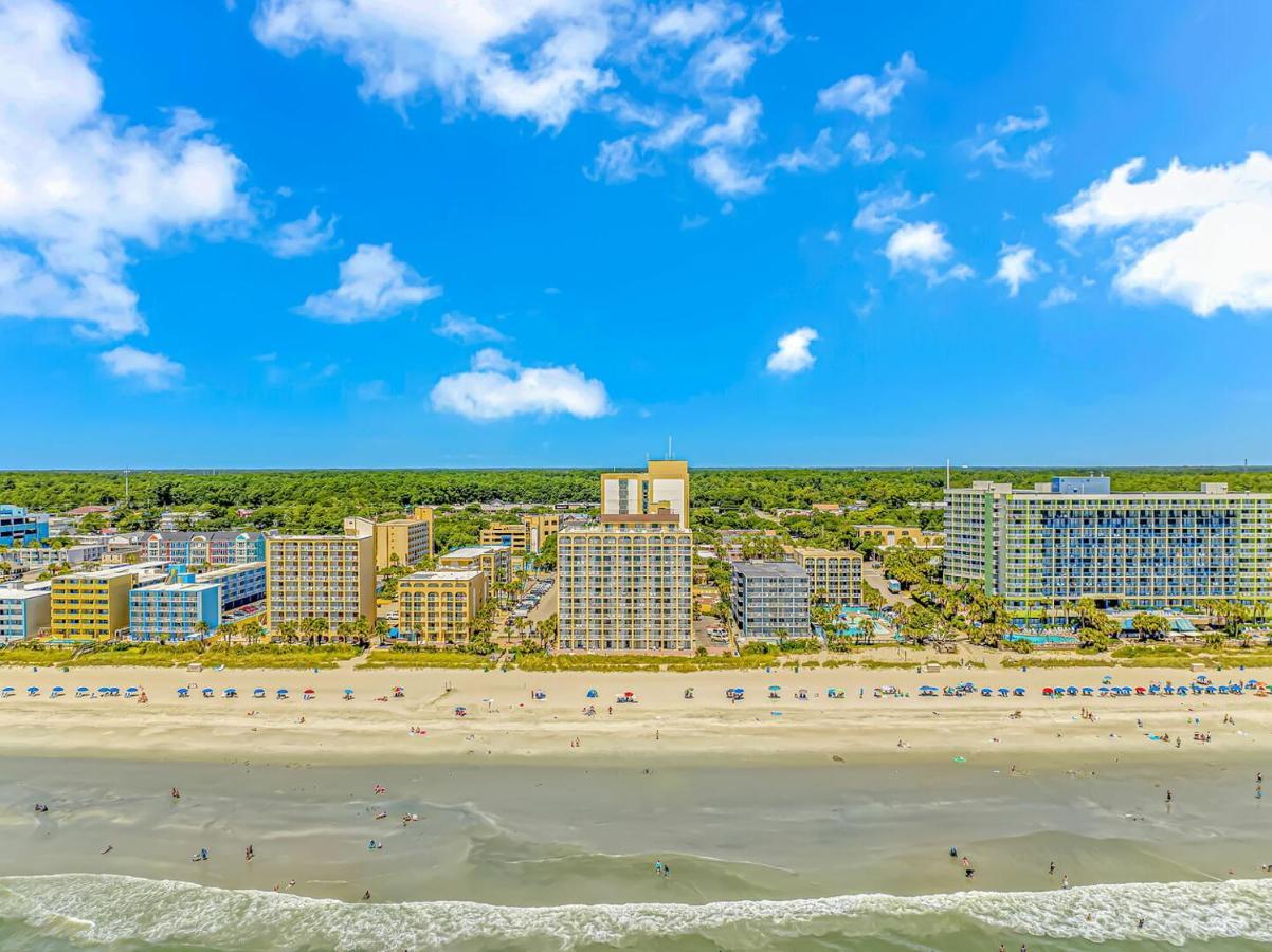 Ground Floor Direct Oceanfront Double Queen Suite! Perfect For 4 Guests! Sea Mist 20106 Holiday home Myrtle Beach