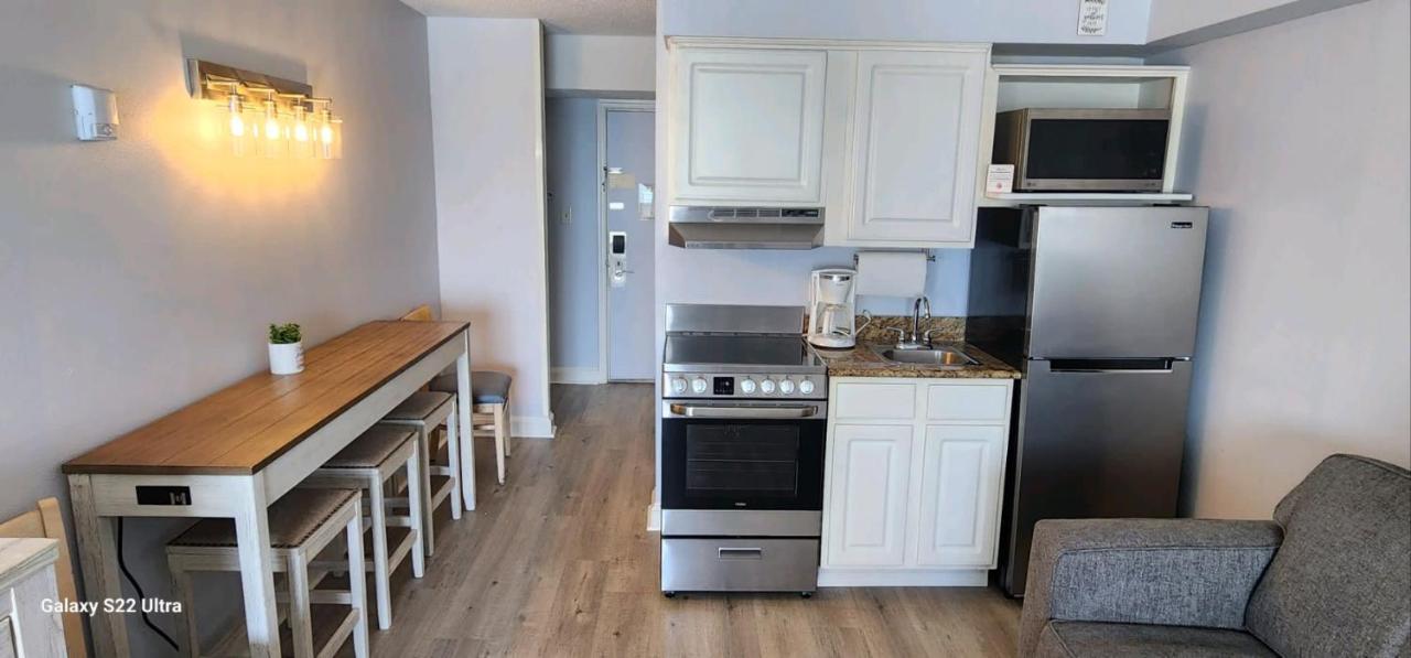 Apartment Oceanfront Efficiency T504 Myrtle Beach
