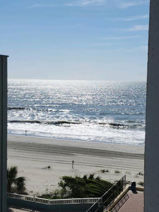 Oceanview Efficiency Dw608 Apartment
