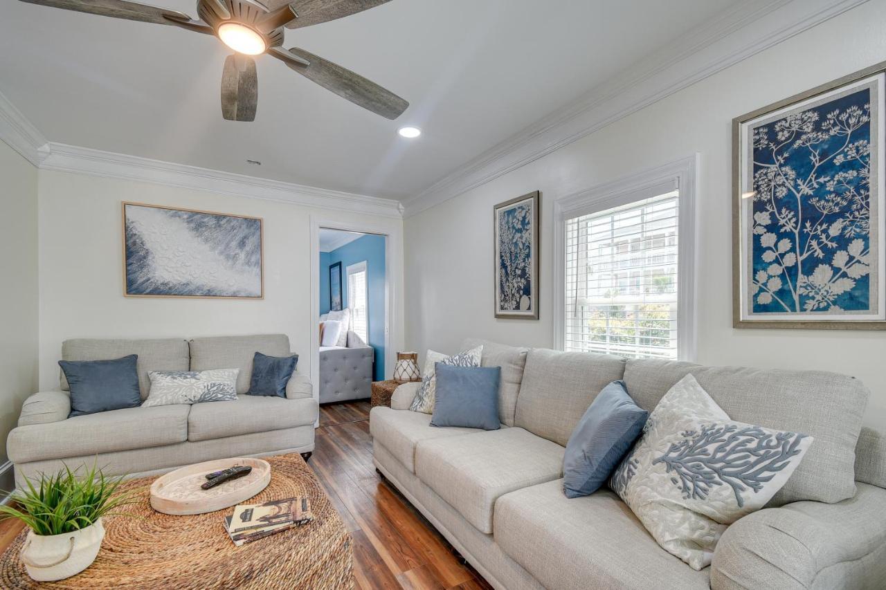 Coastal-chic Near Myrtle Beach, Walk To Ocean Holiday home Myrtle Beach