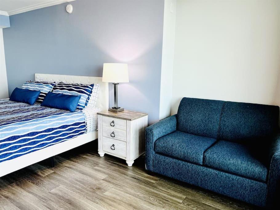 Apartment *oceanfront Sunny Fun*queen Beds *great Pools, Hot Tubs+*m44 Myrtle Beach