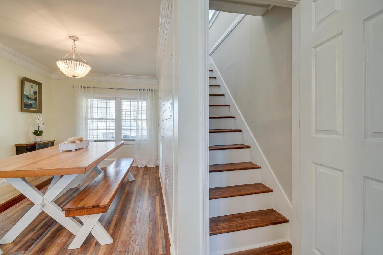Coastal-chic Near Myrtle Beach, Walk To Ocean *