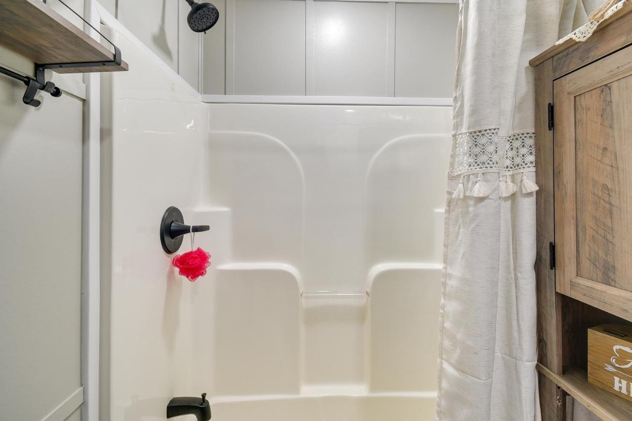 Adorable Studio About 1 Mi To Cherry Grove Beach! Apartment