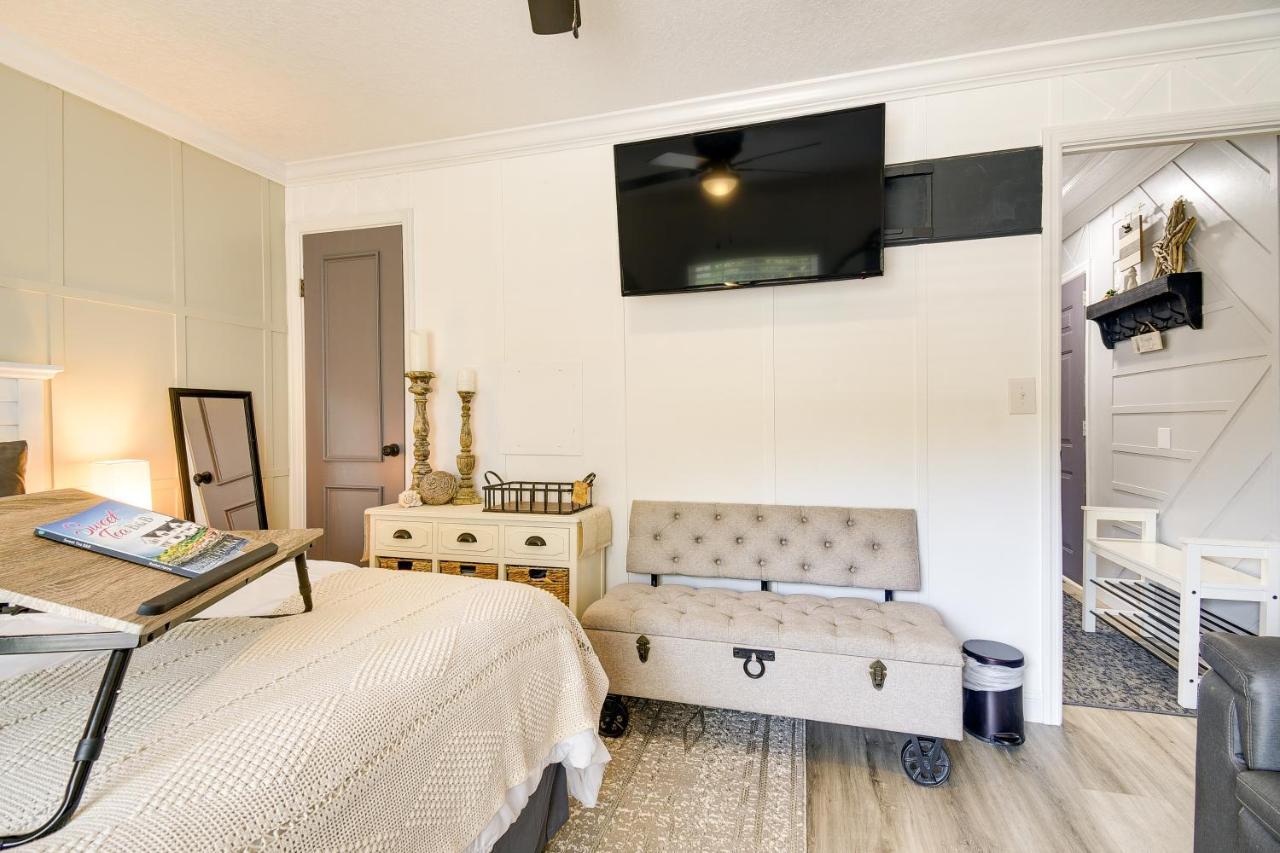 Adorable Studio About 1 Mi To Cherry Grove Beach! Apartment *