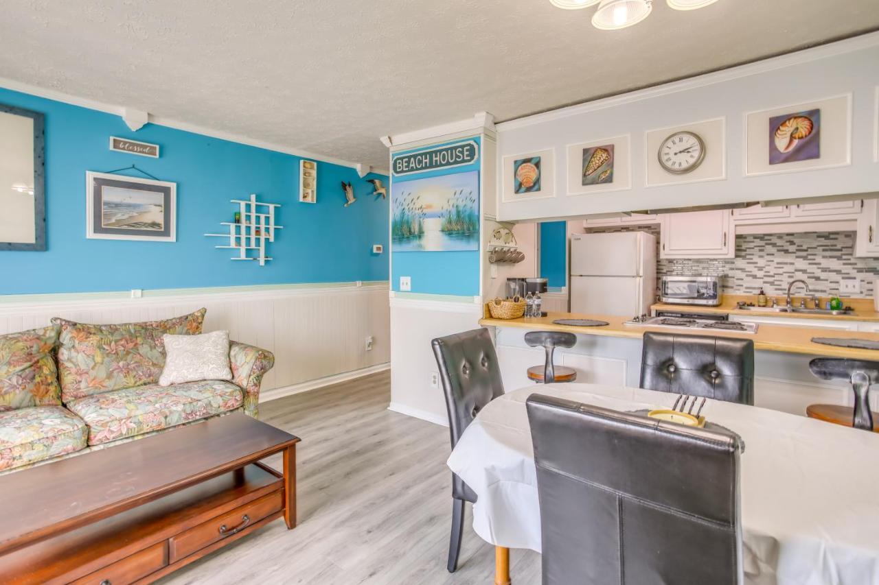 Myrtle Private Balcony With Pool View! * Myrtle Beach
