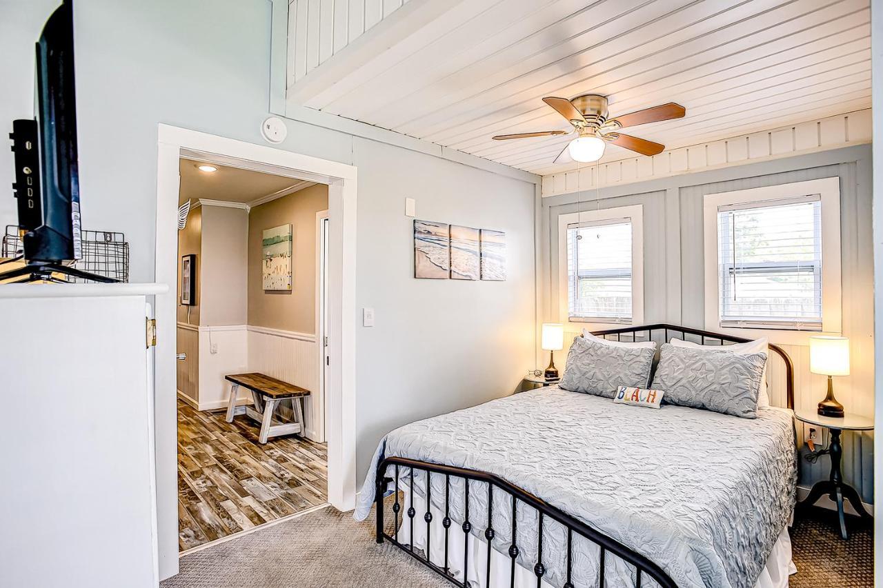 Pura Vida - 2 - Murrells Inlet * Myrtle Beach