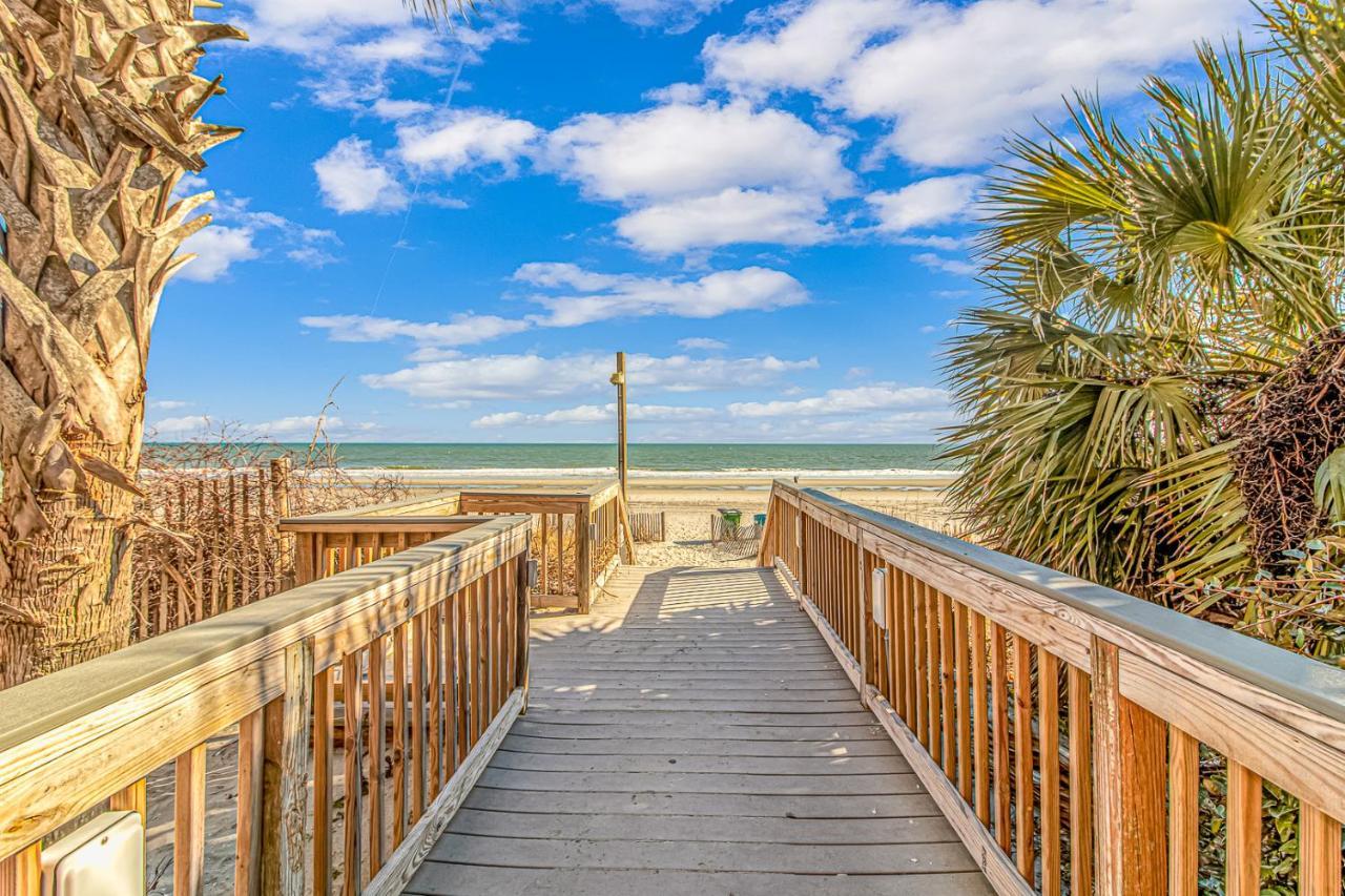 Oceanfront 1 Bedroom With Beautiful Decor And Accents Caravelle 1039 Sleeps 6 Guests Myrtle Beach