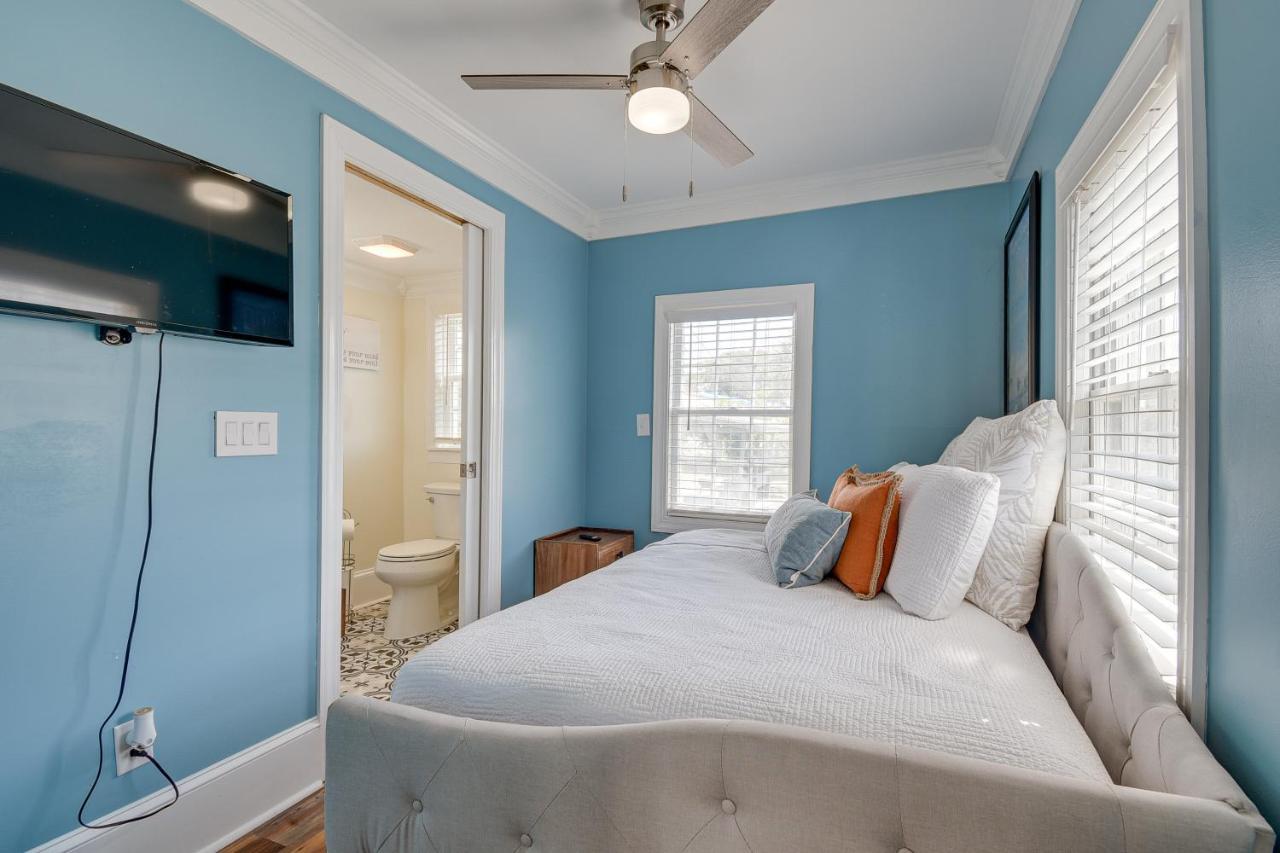 Coastal-chic Near Myrtle Beach, Walk To Ocean Holiday home Myrtle Beach