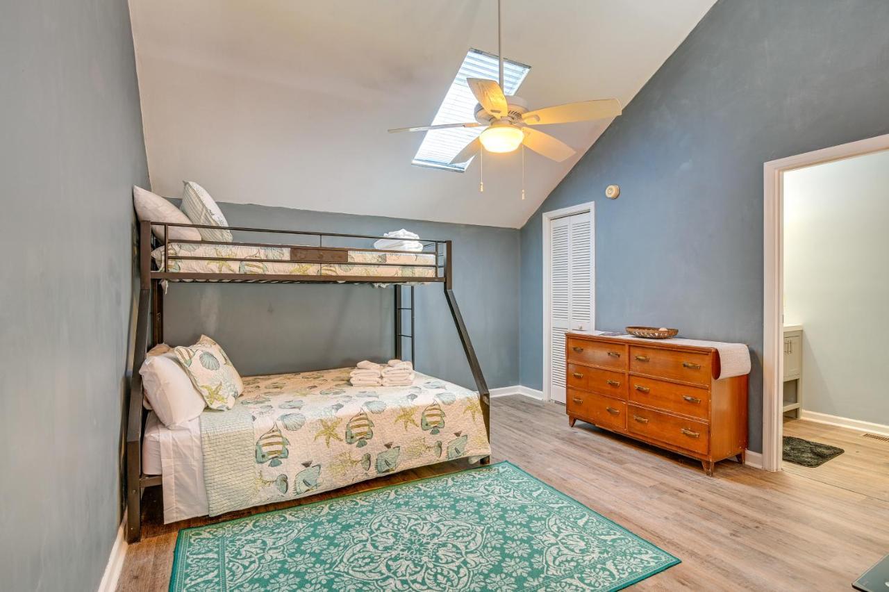 Myrtle Retreat With Pool Access Near Beach!