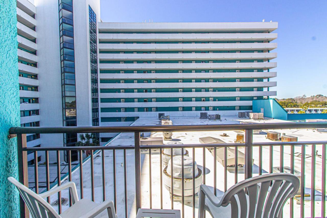 Landmark King Unit 710 Beautifully Updated Sleeps 4