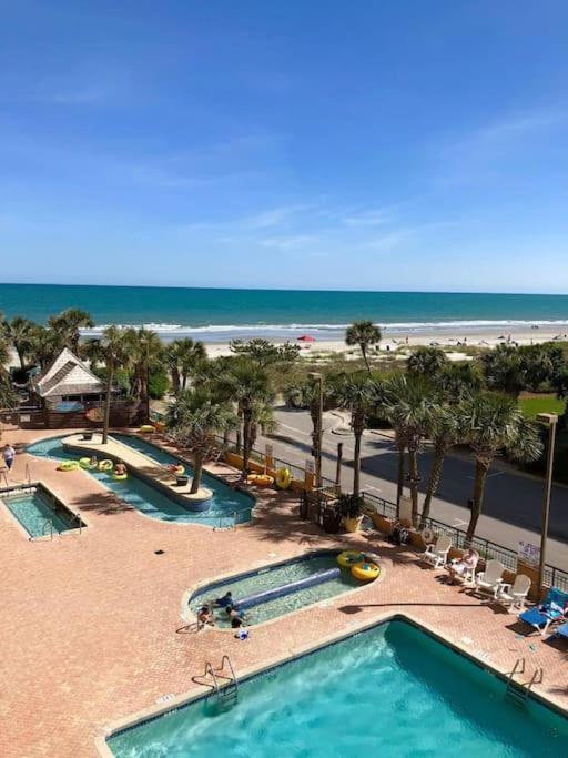 Apartment *oceanfront Sunny Fun*queen Beds *great Pools, Hot Tubs+*m44